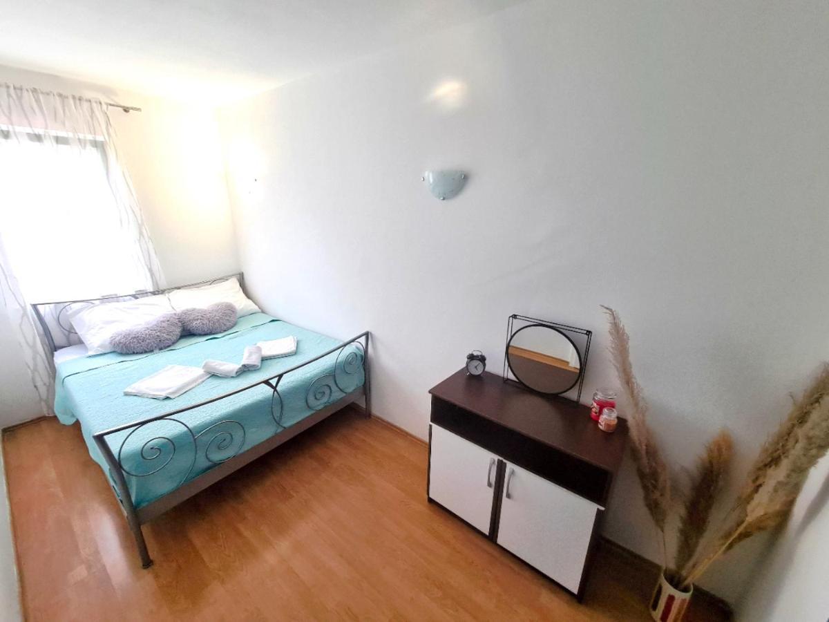 Apartment Three Roads Baška Voda エクステリア 写真