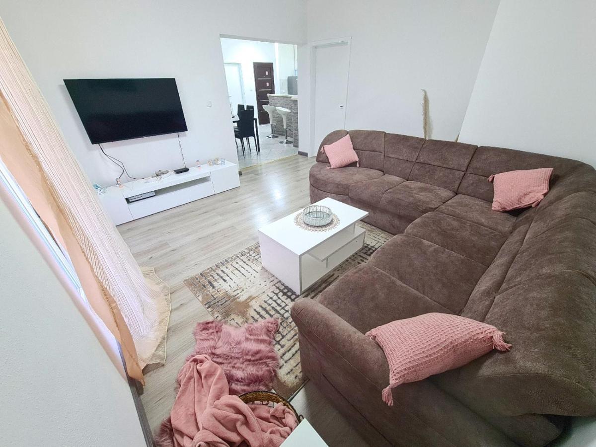 Apartment Three Roads Baška Voda エクステリア 写真